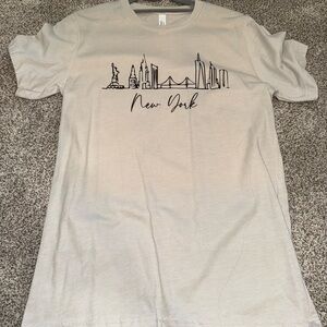 Bella Canvas Beige New York Skyline Tee